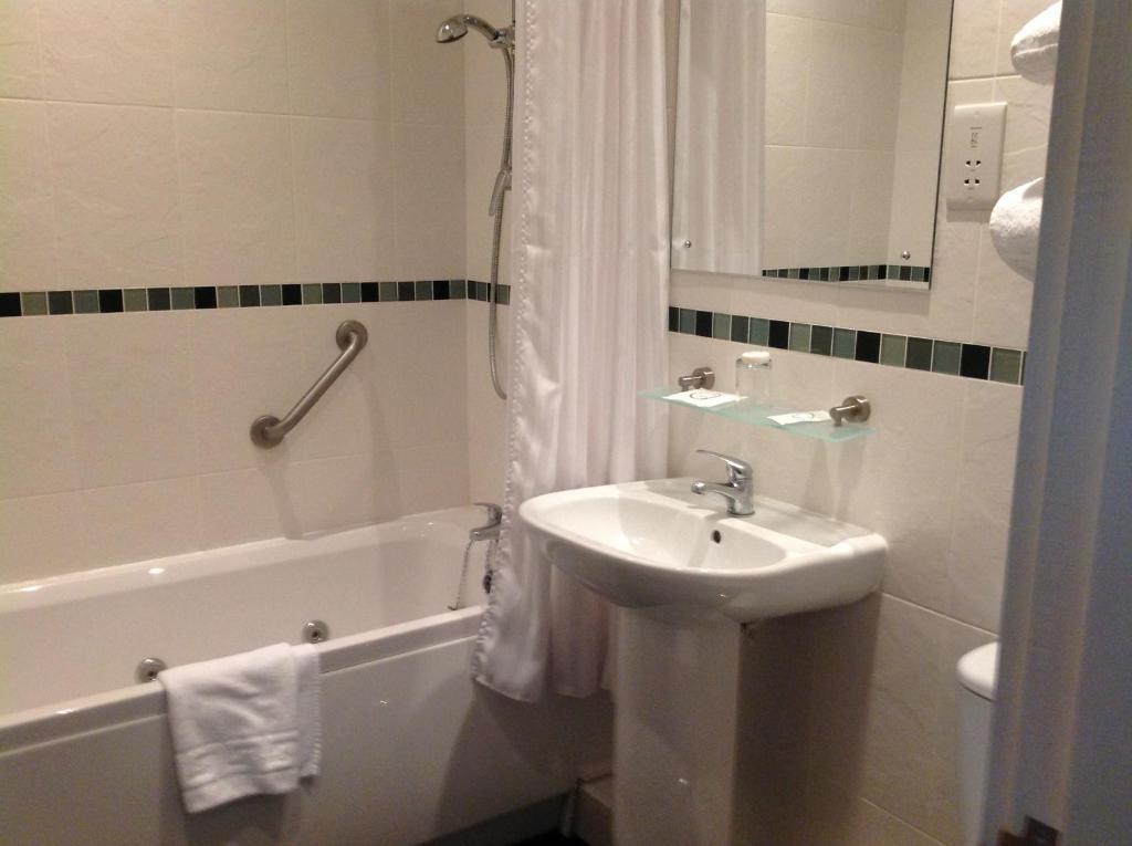 Wellington Park Hotel Leyland Kamer foto